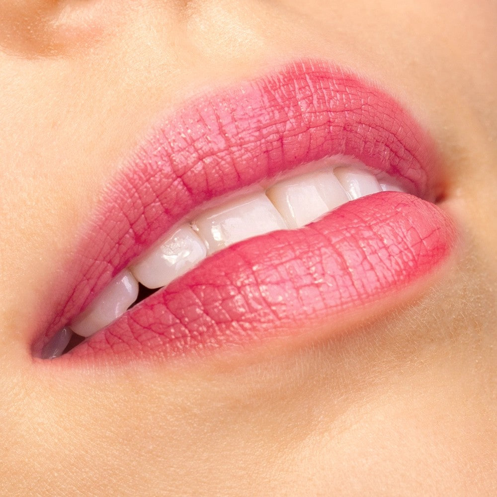 JOIK Organic Beauty Colour, Gloss & Care Lip Oil - 02 Raspberry Sorbet